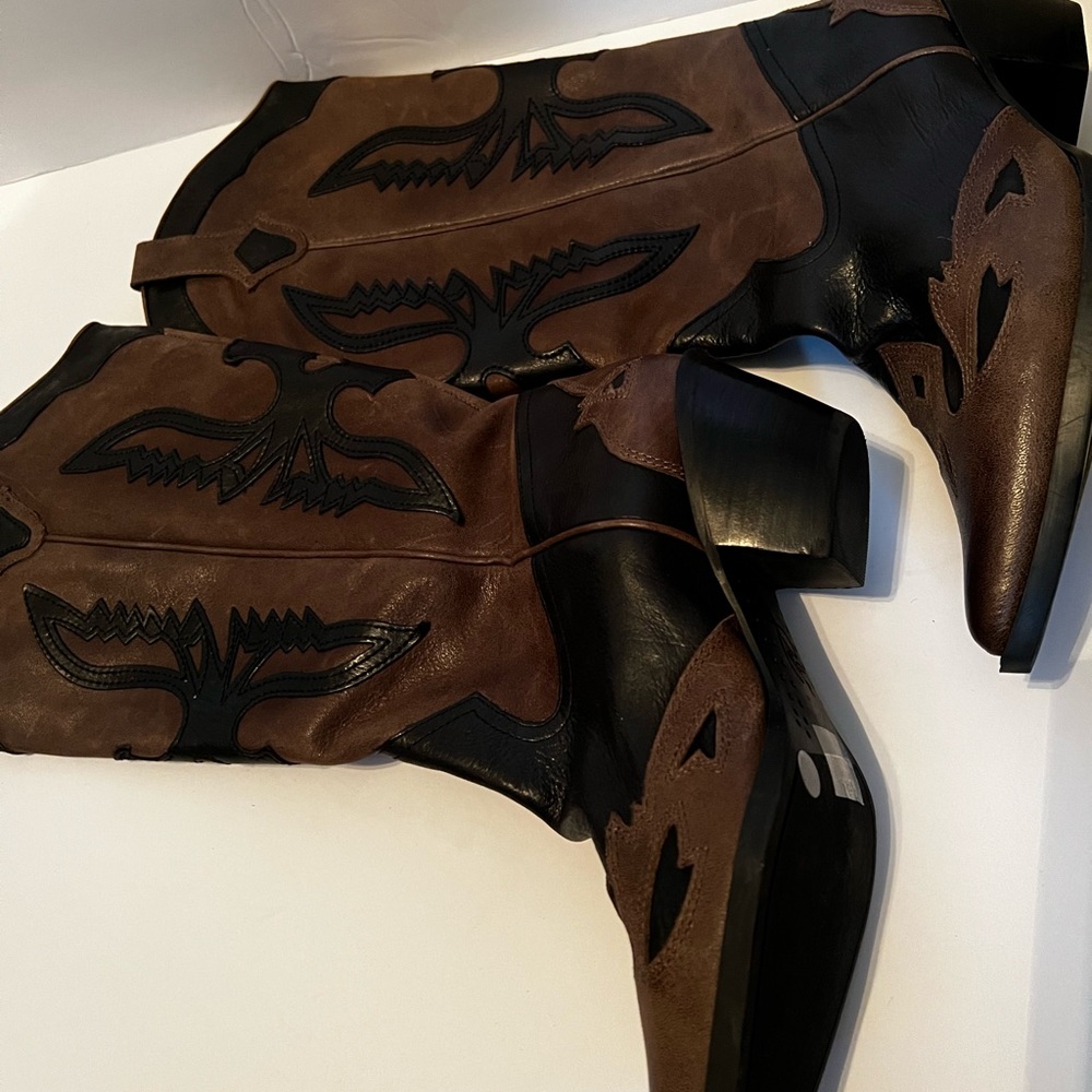 Reba cowboy boots